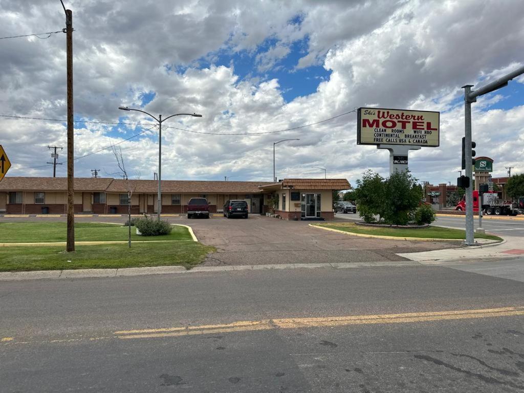 Ski'S Western Motel Great Falls Esterno foto